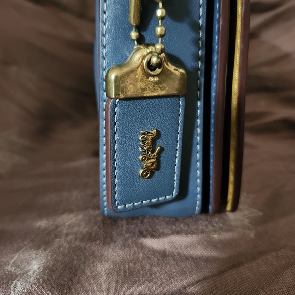 COACH Dinky 1941 Cornflower Blue Glove Tanned Leather Crossbody - Picture 5 of 12